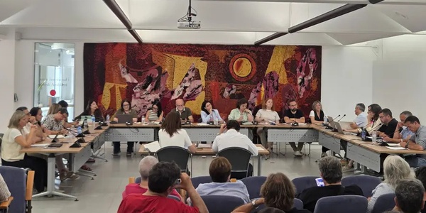 25/05/2026 - El ple de Pineda aprova ampliar la zona verda d’aparcament i el reforç de l’atenció domiciliària