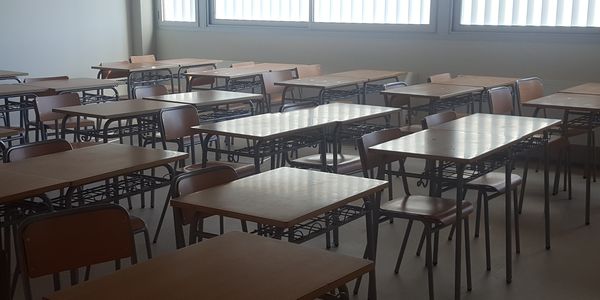 Oberta la convocatòria de beques de l’Ajuntament de Pineda per estudis superiors