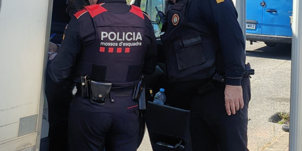 Un dispositiu conjunt de Policia Local, Mossos i Guàrdia Civil permet imposar 12 denúncies i obrir 31 actes d’inspecció de treball